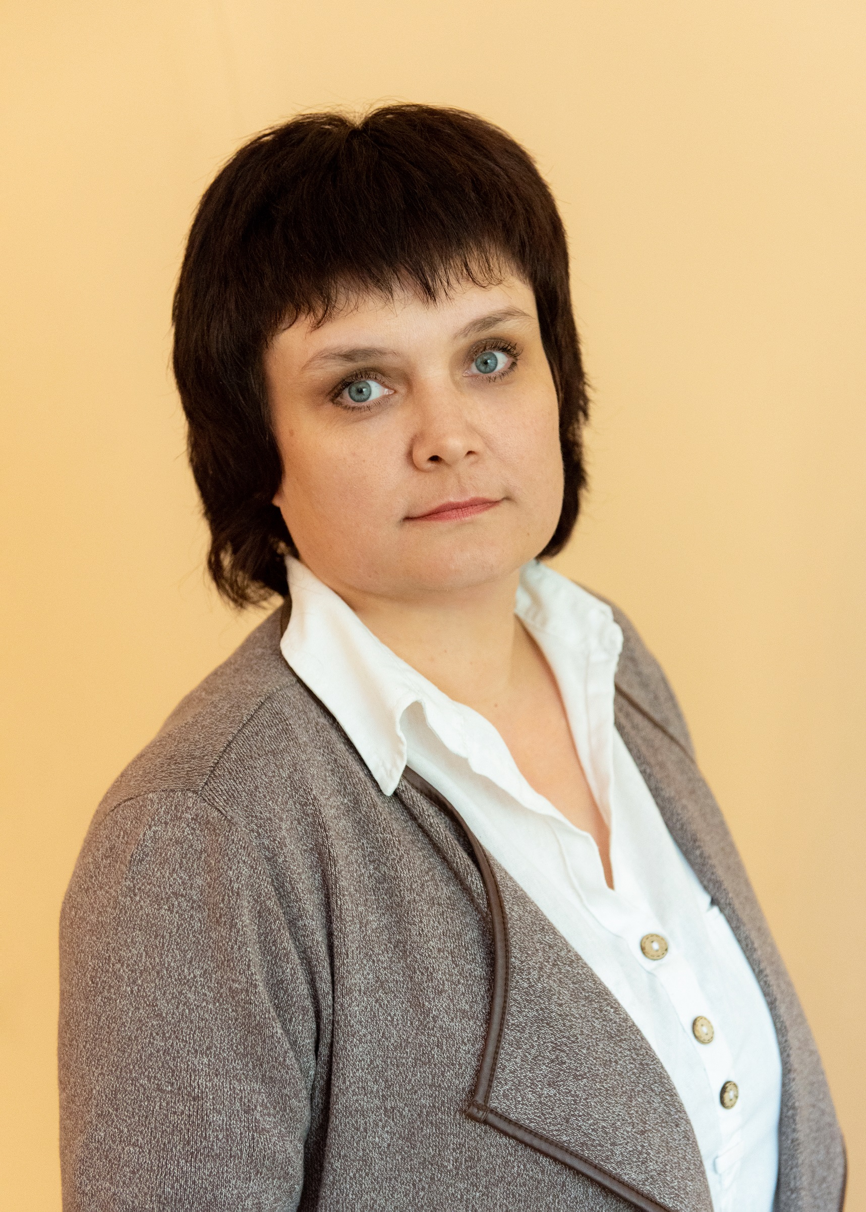 Шмелькова Оксана Владимировна.