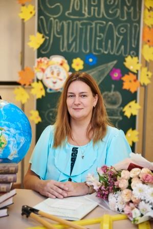 Коряжкина Елена Вадимовна.